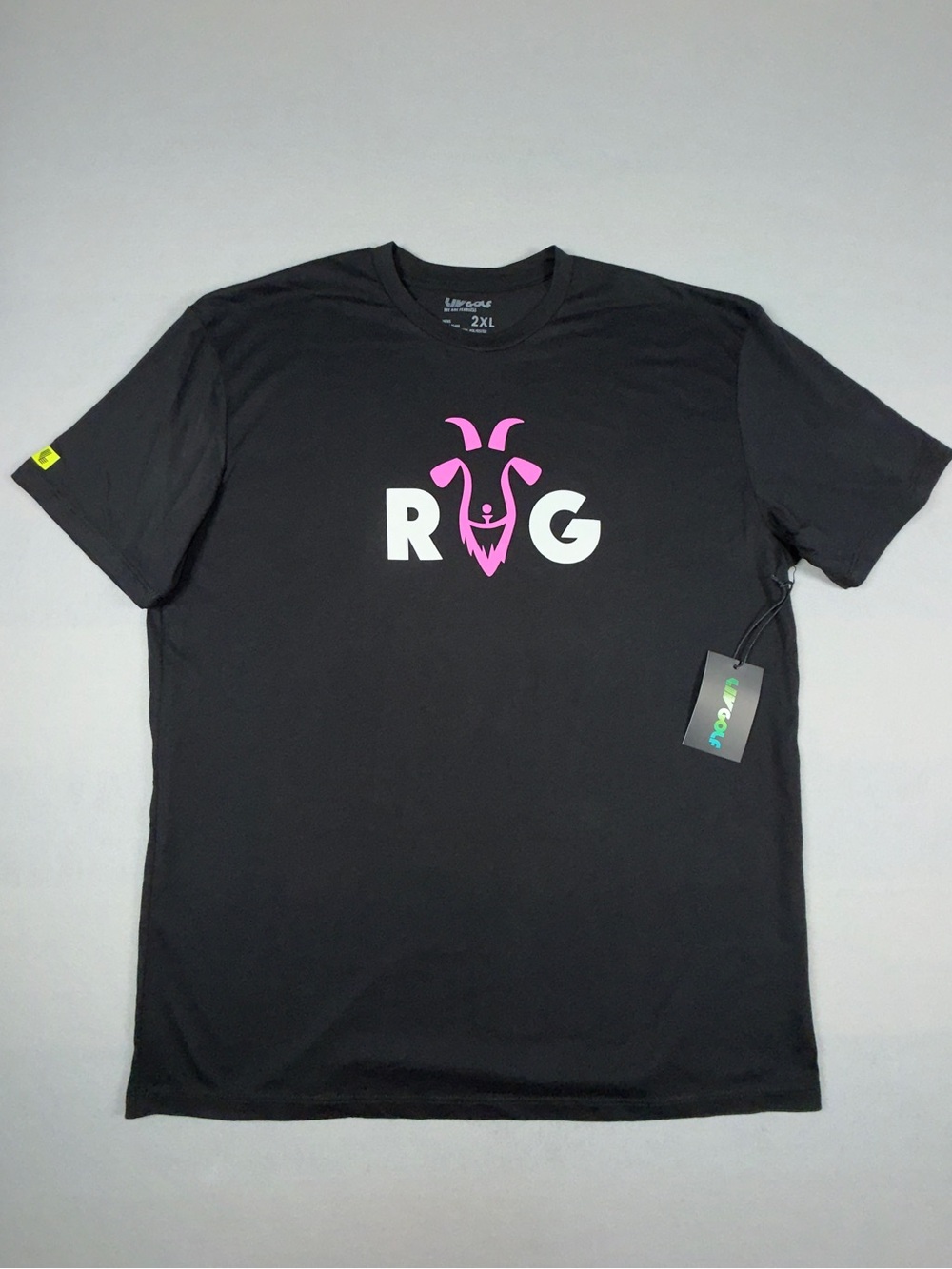 LIV Golf Range Goats T-Shirt Men's 2XL LIV Golf Graphic Tee Liv Golf Shirt NWT